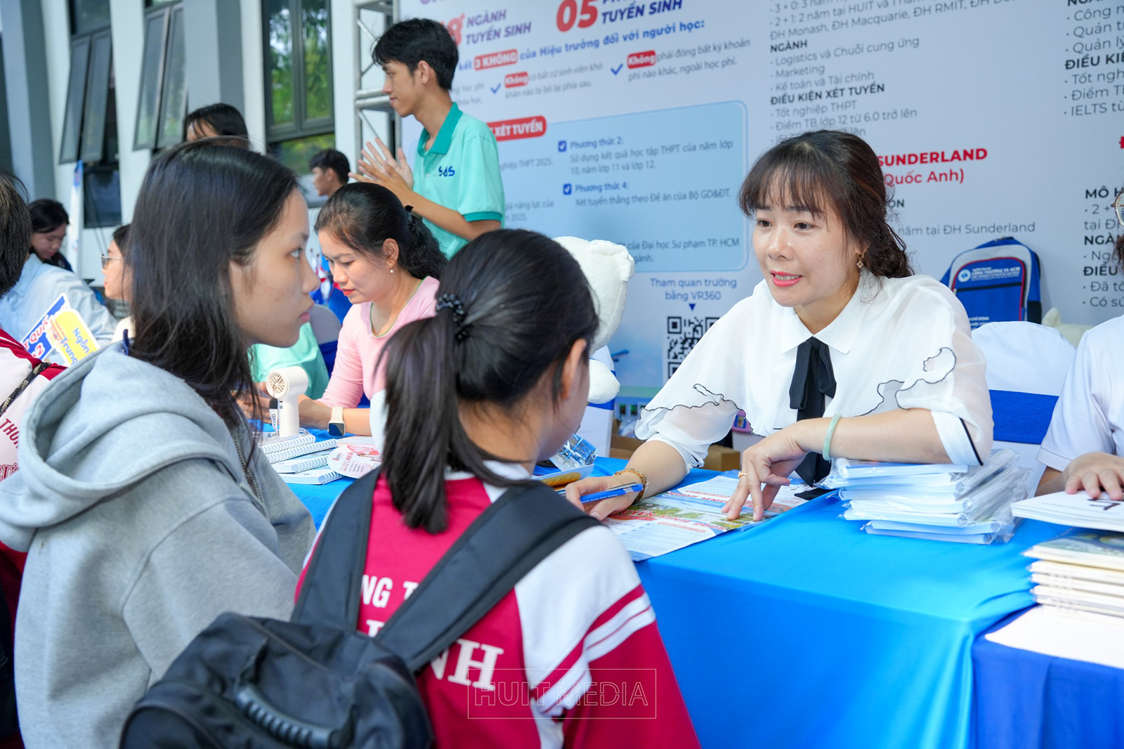 Nhiều học bổng hấp dẫn tại Trường Đại học Công Thương TPHCM: Cơ hội vàng cho sinh viên và học sinh