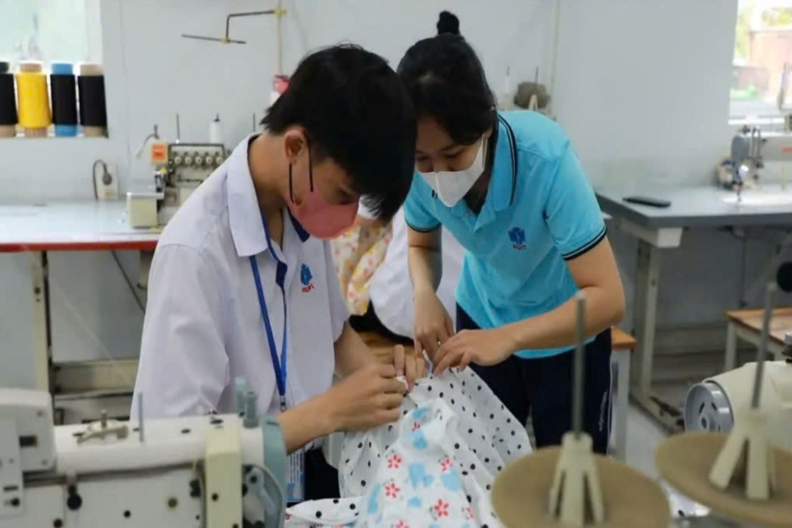 Kinh doanh thời trang và dệt may – ngành học thời thượng cho người trẻ đầy bản lĩnh
