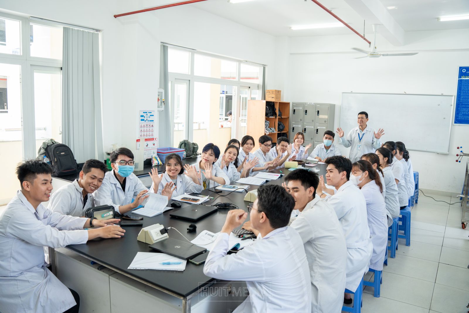 Quản lý Tài nguyên và Môi trường – Nghề xanh cho tương lai bền vững