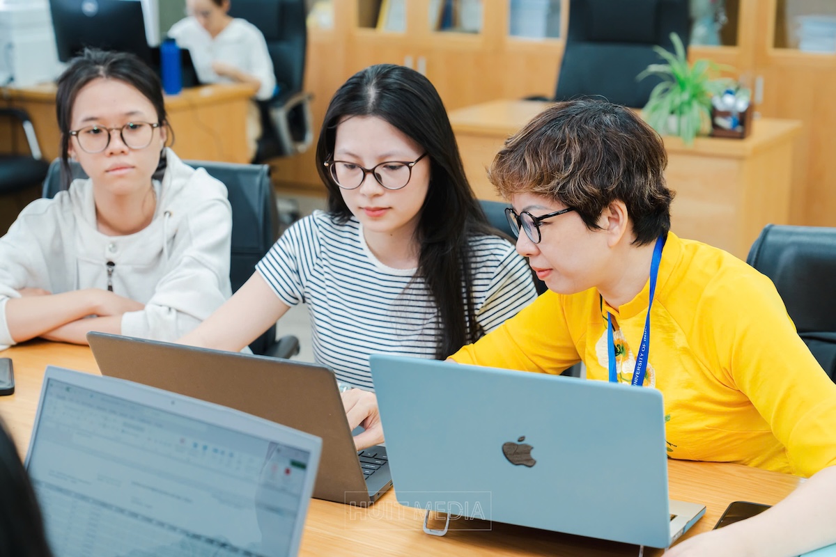 Thương mại Điện tử – Bán hàng không biên giới, tăng trưởng trên nền tảng số