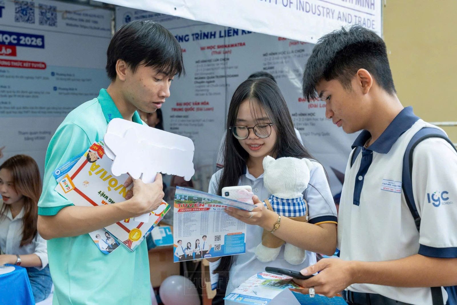 Khi sinh viên Công Thương dám bước và dám cống hiến