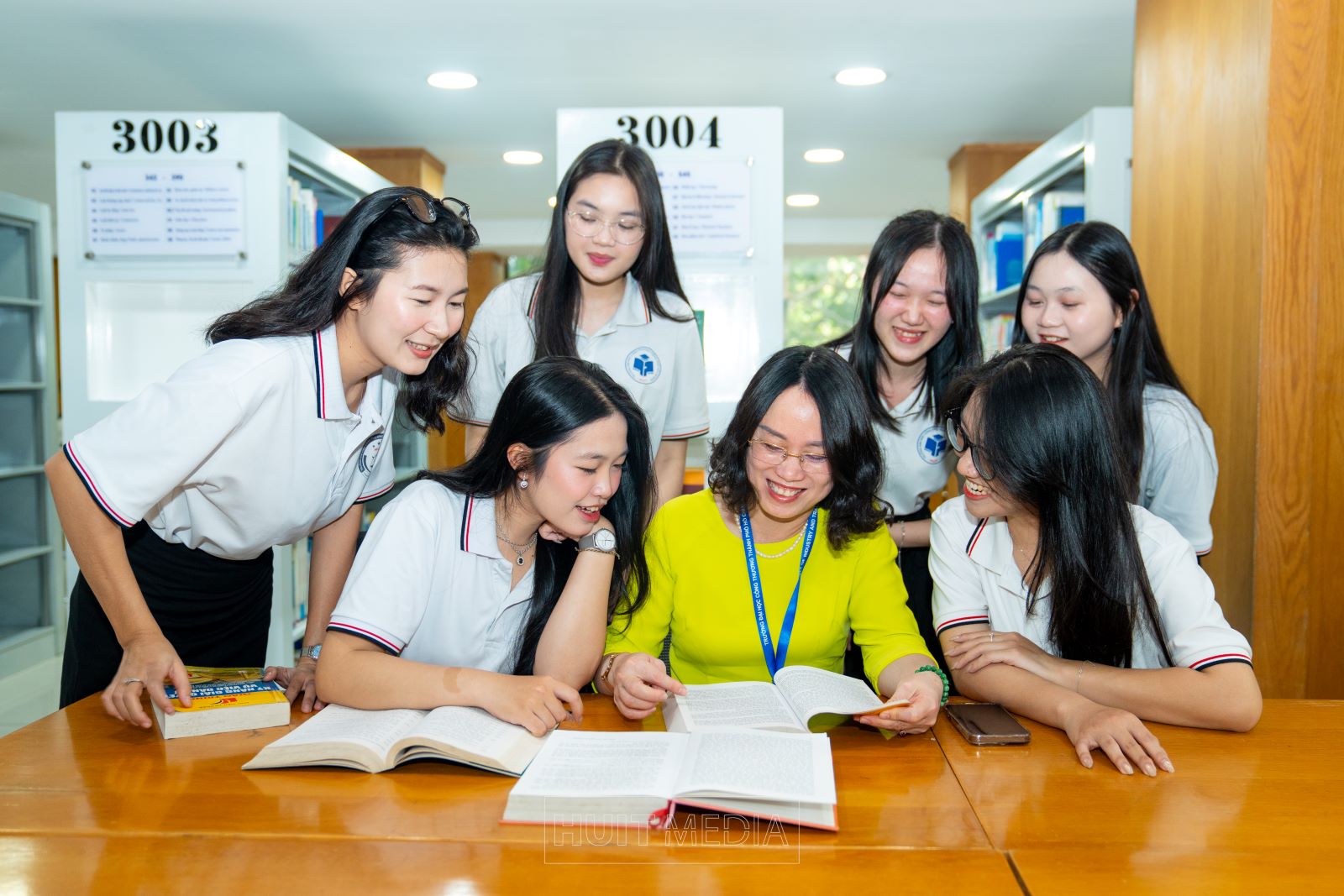 Ngành Luật kinh tế