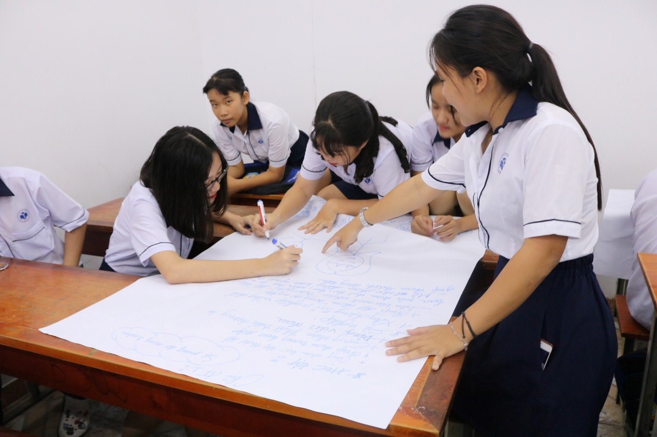 Học sinh thỏa sức sáng tạo với những tiết học trên lớp ở Trung tâm giáo dục Phổ thông của Trường Đại học Công nghiệp Thực phẩm TP. Hồ Chí Minh